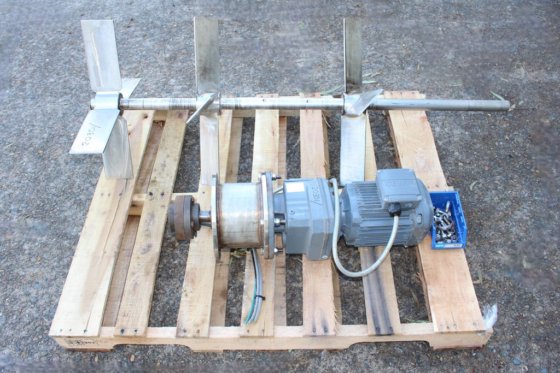 WEG 低速电动搅拌机