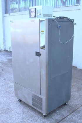 Axyos 实验室培养箱