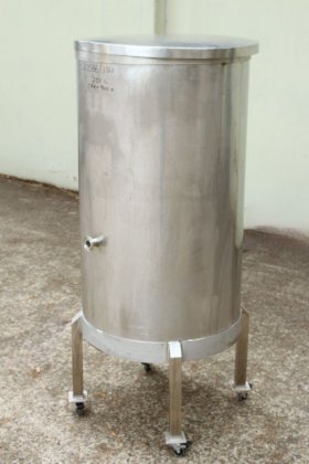 不锈钢移动坦克