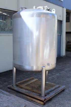 ステンレスタンク