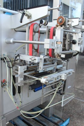 PROPAC 縦型フォームフィルシール機