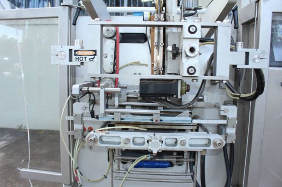 PROPAC 縦型フォームフィルシール機