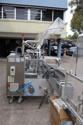 IMA全自动卧式装盒机