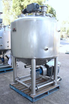 佩非布工程公司不锈钢夹套罐（带分液器