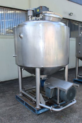 佩非布工程公司不锈钢夹套罐（带分液器