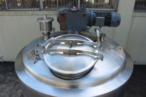 佩非布工程公司不锈钢夹套罐（带分液器