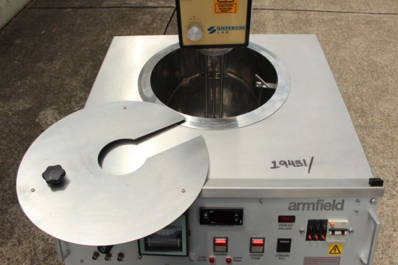 带有 Silverson 乳化剂的 Armfield 通用工艺罐