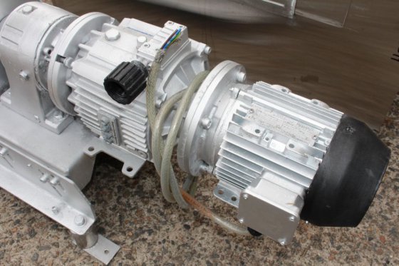 ブレデル蠕動ポンプ