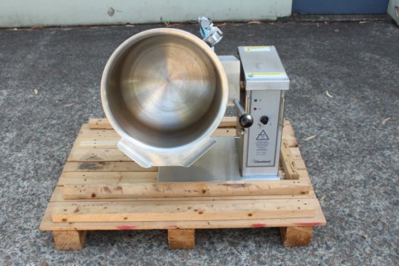 克利夫兰电热蒸汽倾斜水壶