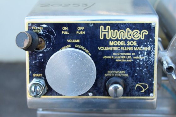 ハンター横型ピストン充填機