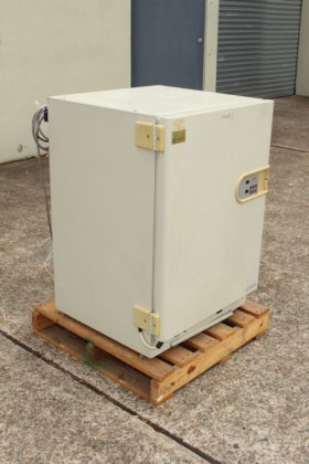サンヨーCO2インキュベーター