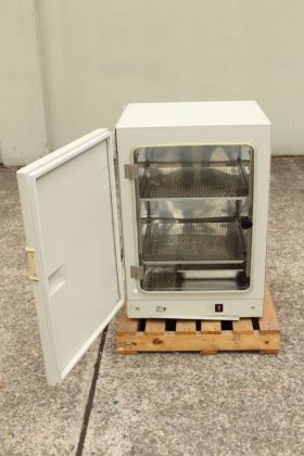 サンヨーCO2インキュベーター