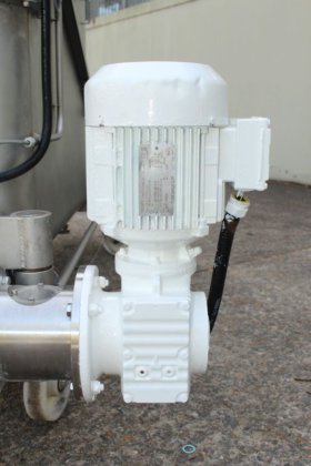 "BVT" 不袗黄油/糊挤出机泵，带 MultiAuger 进料系统