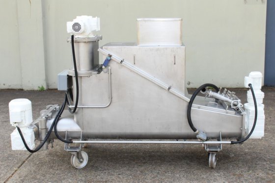 "BVT" 不袗黄油/糊挤出机泵，带 MultiAuger 进料系统