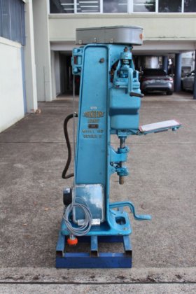 ジョン・ハイン真空缶シーマー