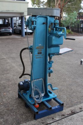 ジョン・ハイン真空缶シーマー