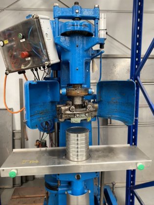 John Heine 罐头封罐机