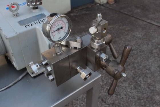 APV 实验室两级均质机