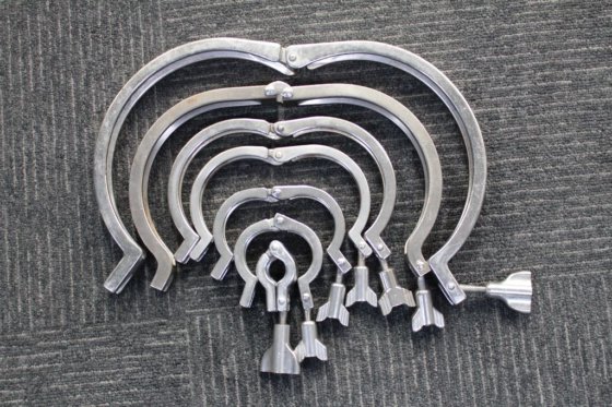 三叶草卫生级卡箍和端盖