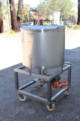 ステンレス製乳化タンク