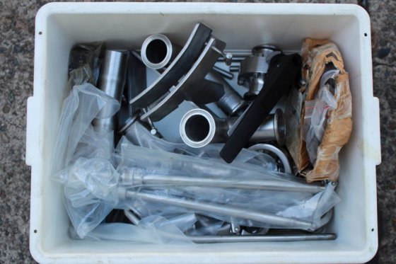 コンベアシステム付きピストンフィラー