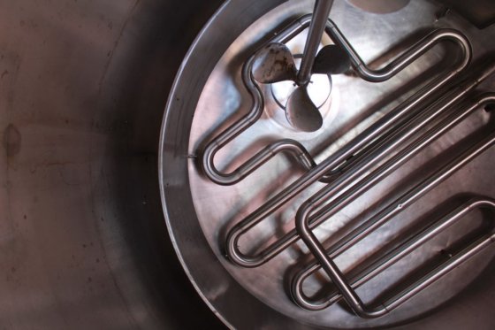 阿法拉伐带内部线圈的不锈钢绝缘混合容器