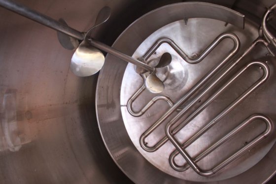 阿法拉伐带内部线圈的不锈钢绝缘混合容器