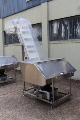 S/Sフレームクリートベルトエレベーター