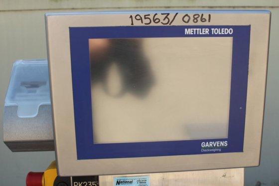 带空气喷射剔除器的 Garvens 检重秤