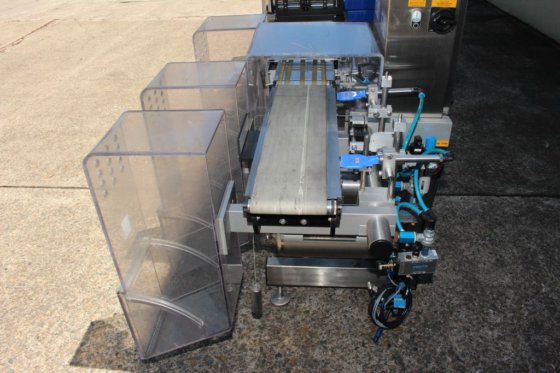 带空气喷射剔除器的 Garvens 检重秤