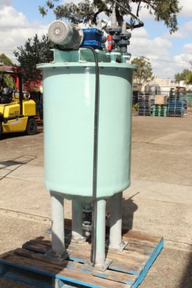 带螺带式搅拌器的玻璃纤维罐