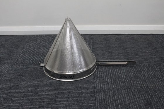 ステンレス製円錐形ストレーナー