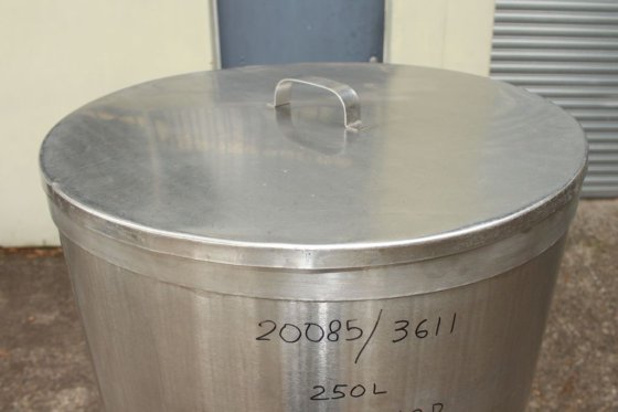 ステンレスタンク