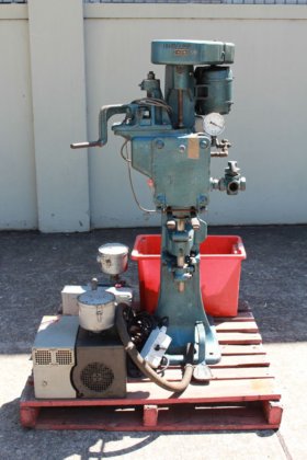 John Heine 真空罐封罐机