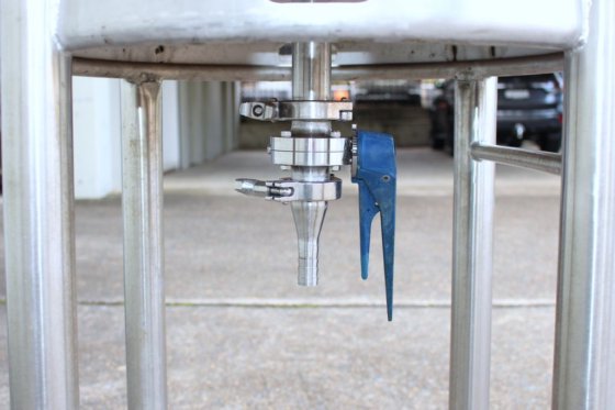 ステンレスタンク