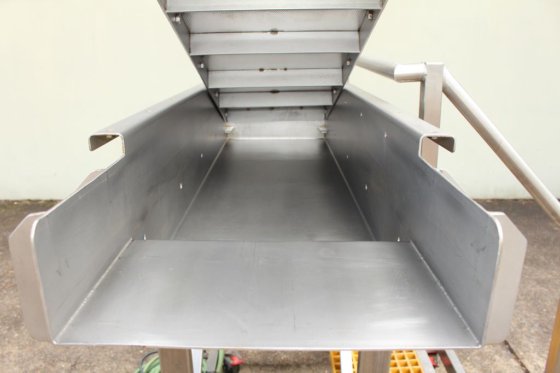 Metfab 不锈钢振动给料机