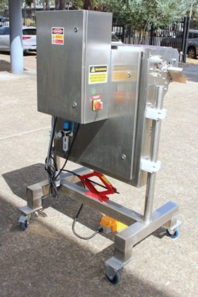 BP2010 开口袋用捏合式封口器