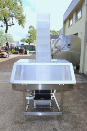 S/Sフレームクリートベルトエレベーター