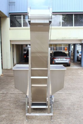 S/Sフレームクリートベルトエレベーター