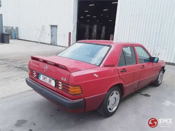 190 E