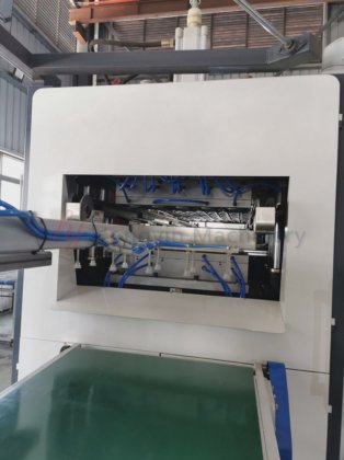 Automatic Machine for Plastic Cup