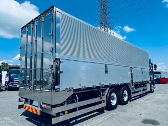 2010 いすゞ 2PG-CYL77C