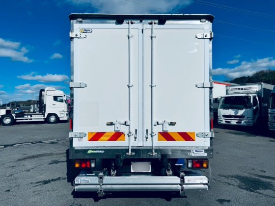 2015 いすゞ TRG-NPR85AN