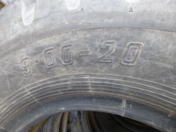 その他 ホイール式油圧ショベル用夏タイヤ