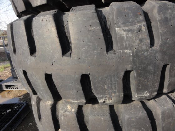 トーヨー ホイール付夏タイヤ 4本