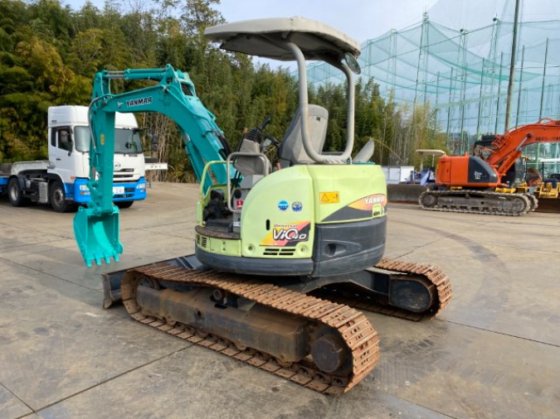 2011 ヤンマー Vio40-5B