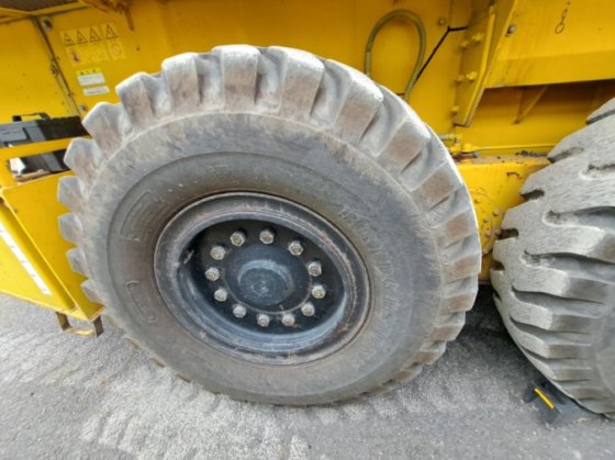 2004 酒井重工業 ER551F