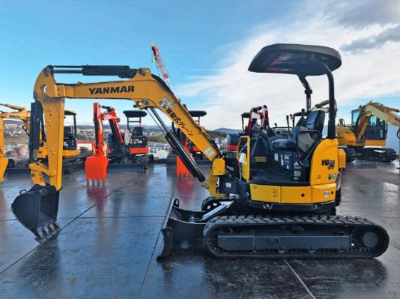 2017 ヤンマー Vio35-6