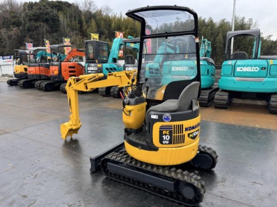 2010 コマツ PC10UU-5