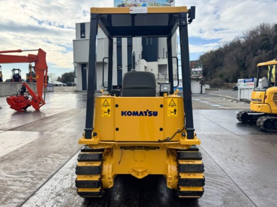 2010 コマツ D21A-8E0